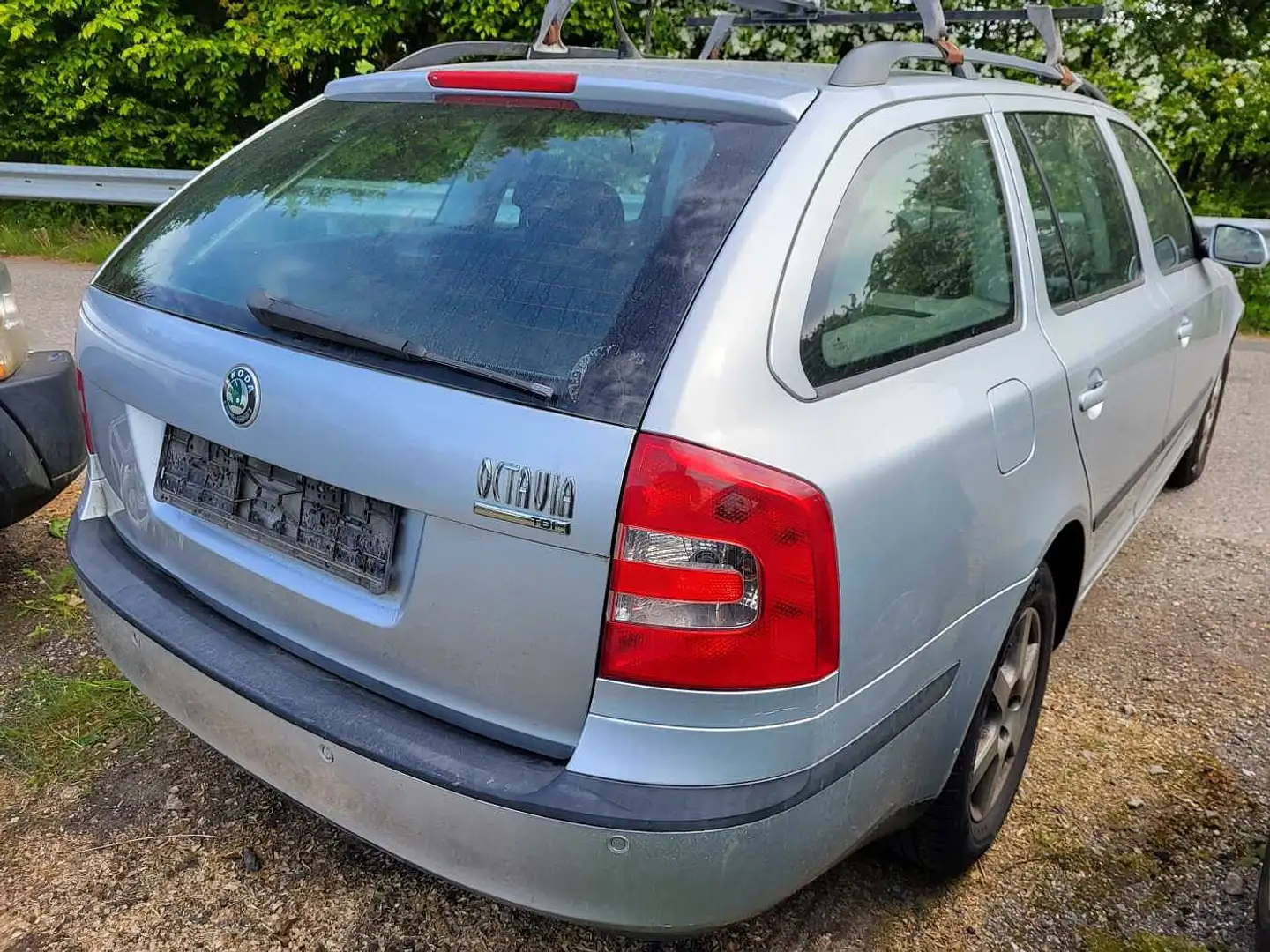 Skoda Octavia II Combi Diesel 1.9 TDI DPF Ambiente Argent - 2