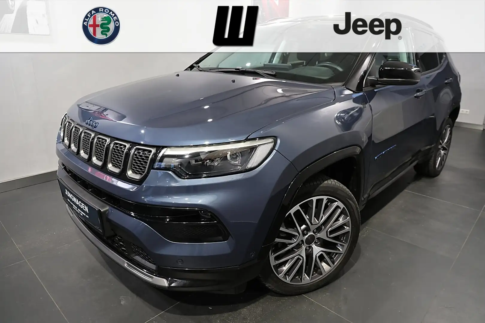 Jeep Compass 1.3 PHEV Summit 240 PS AT 4xe Blau - 1