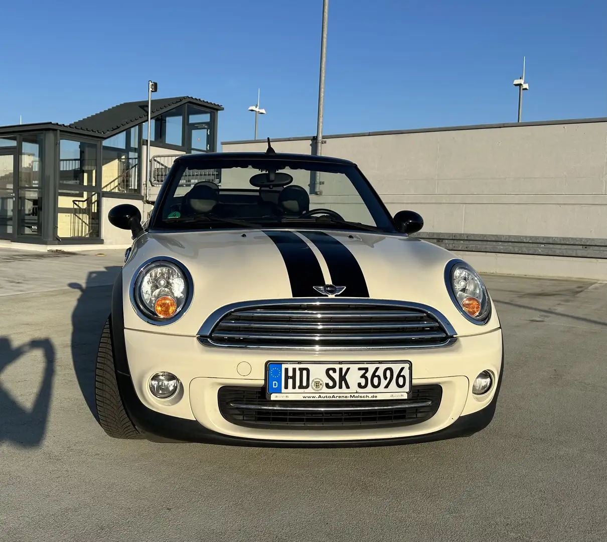 MINI Cooper Cabrio Cooper Weiß - 2