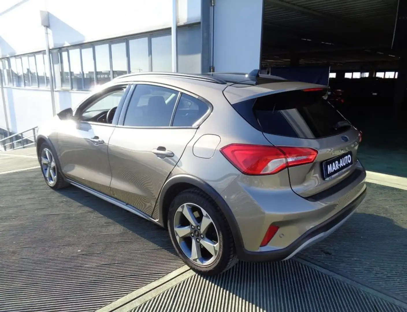 Ford Focus 1.0 EcoBoost 125 CV 5p. Active Brons - 2