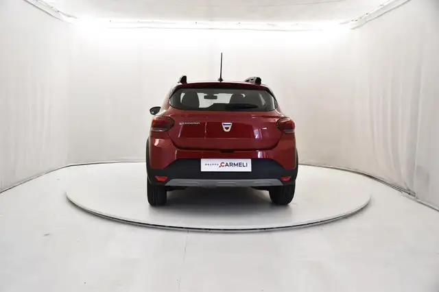 Dacia Sandero view 4
