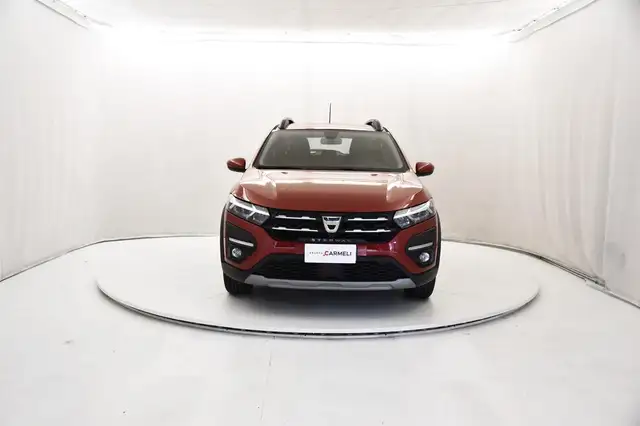 Dacia Sandero view 5