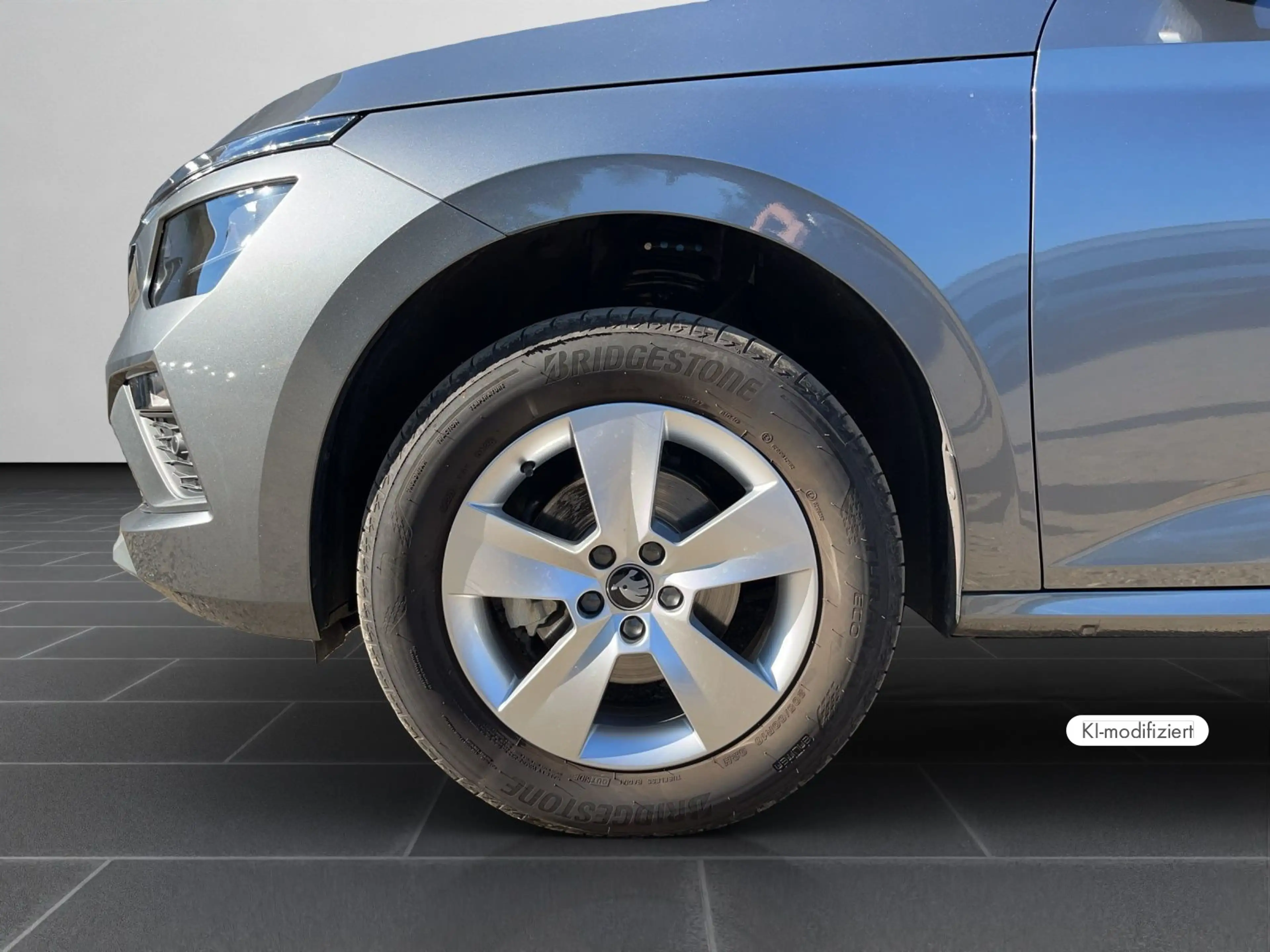 Skoda Kamiq Selection 1.0 TSI SHZ RFK ACC AHK LED DAB — photo 8