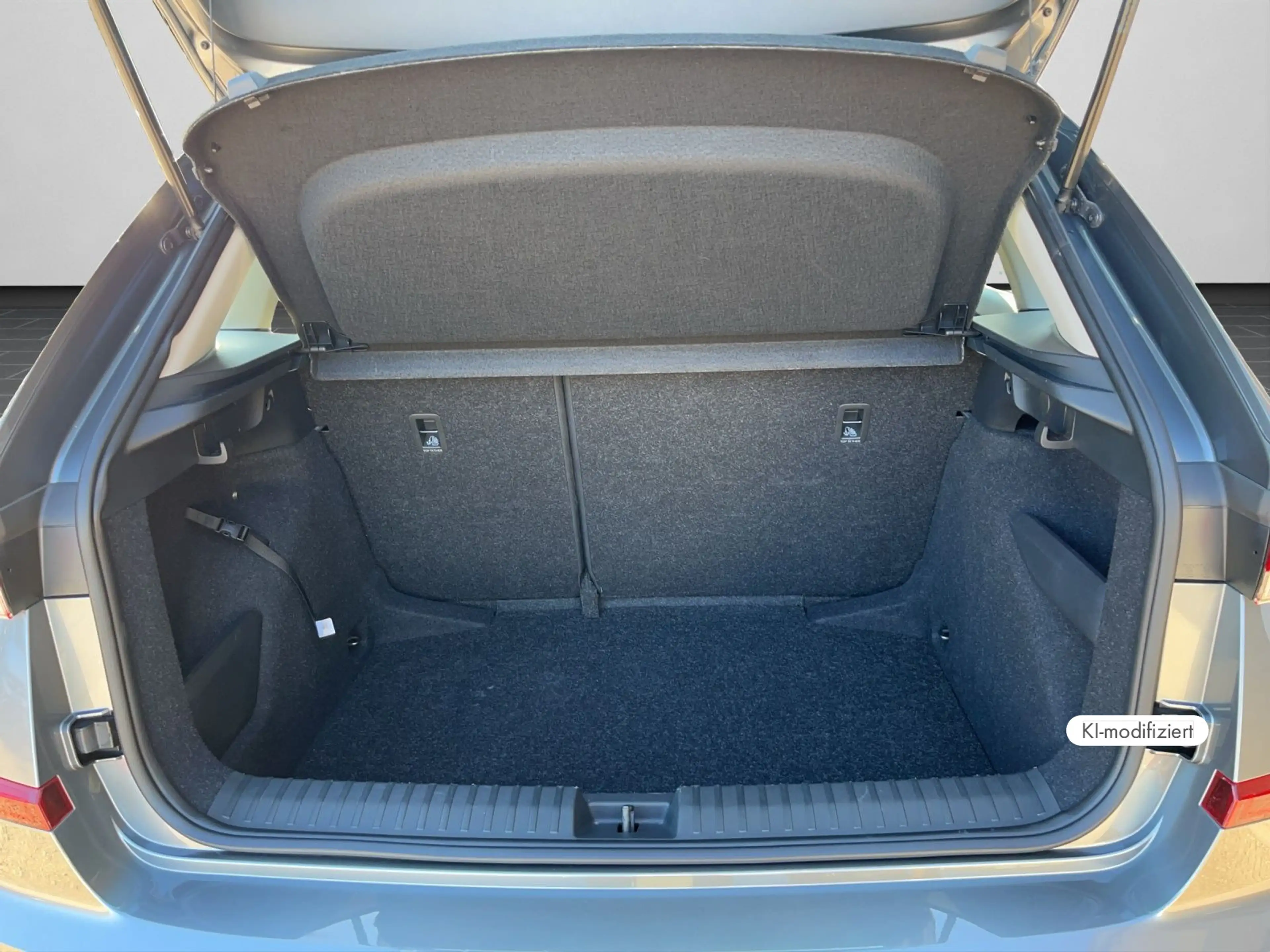 Skoda Kamiq Selection 1.0 TSI SHZ RFK ACC AHK LED DAB — photo 15