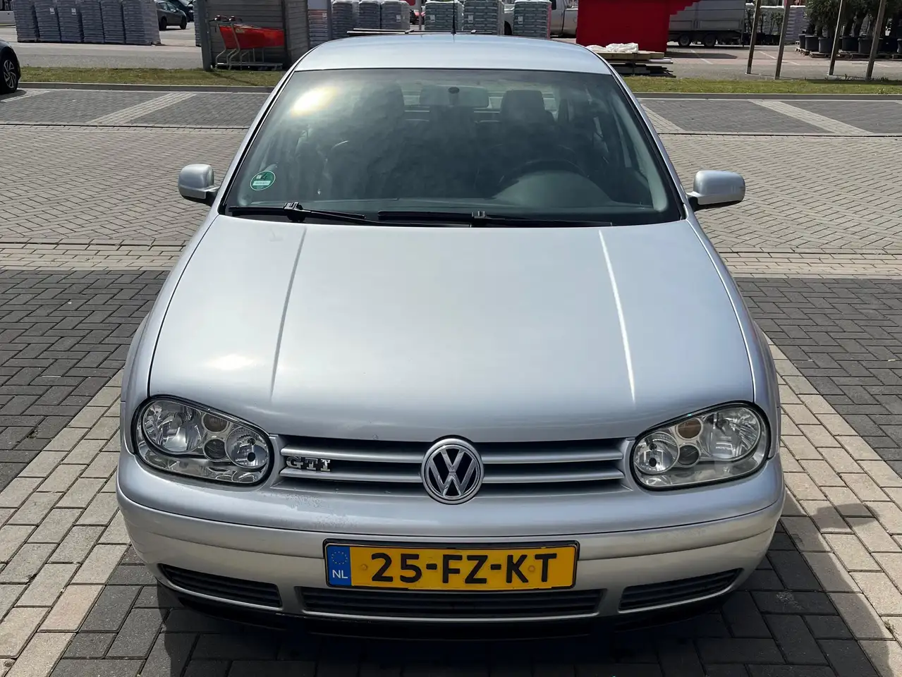 Volkswagen Golf 1.8-5V Turbo GTI, foto 3