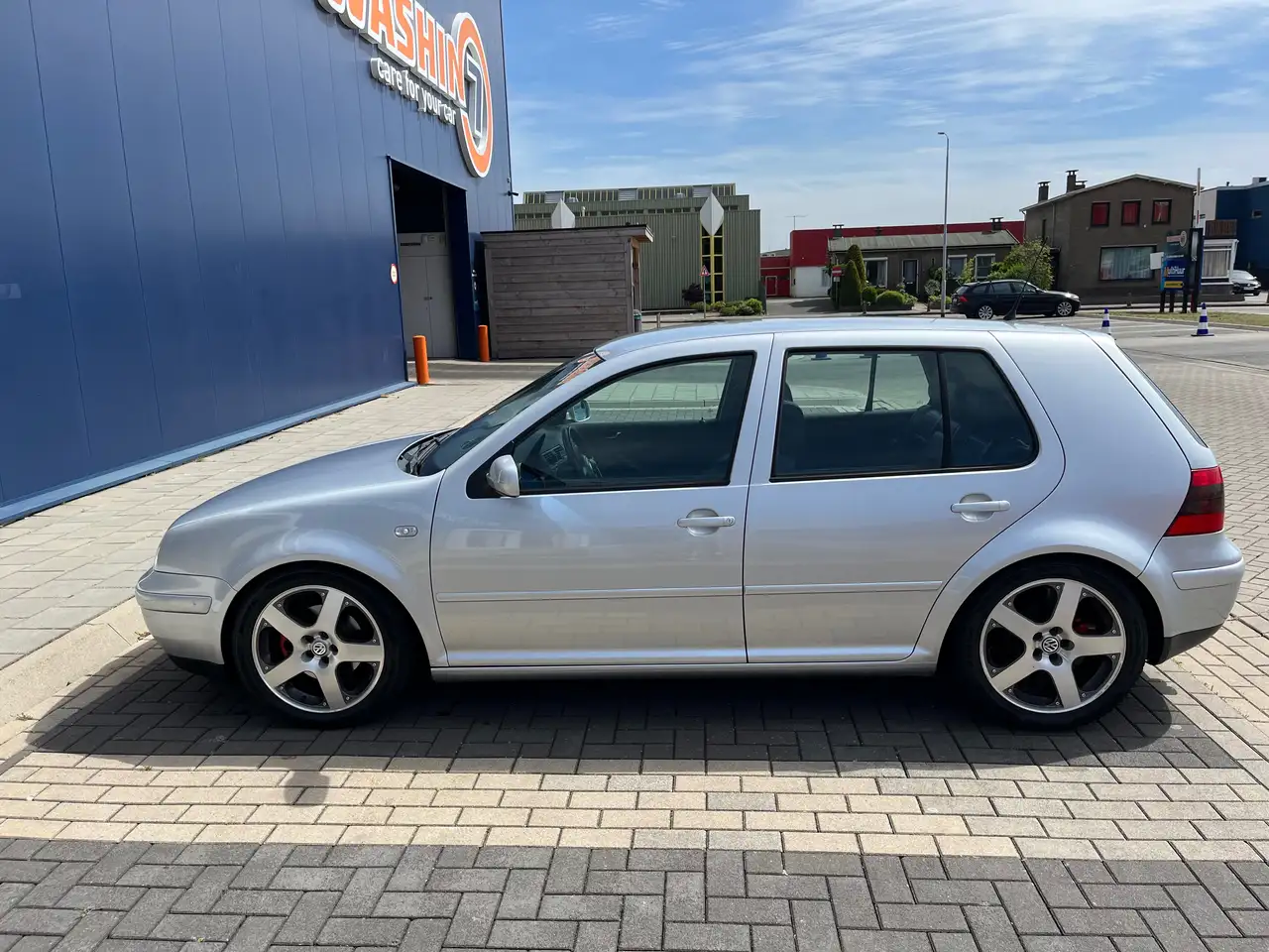 Volkswagen Golf 1.8-5V Turbo GTI, foto 1
