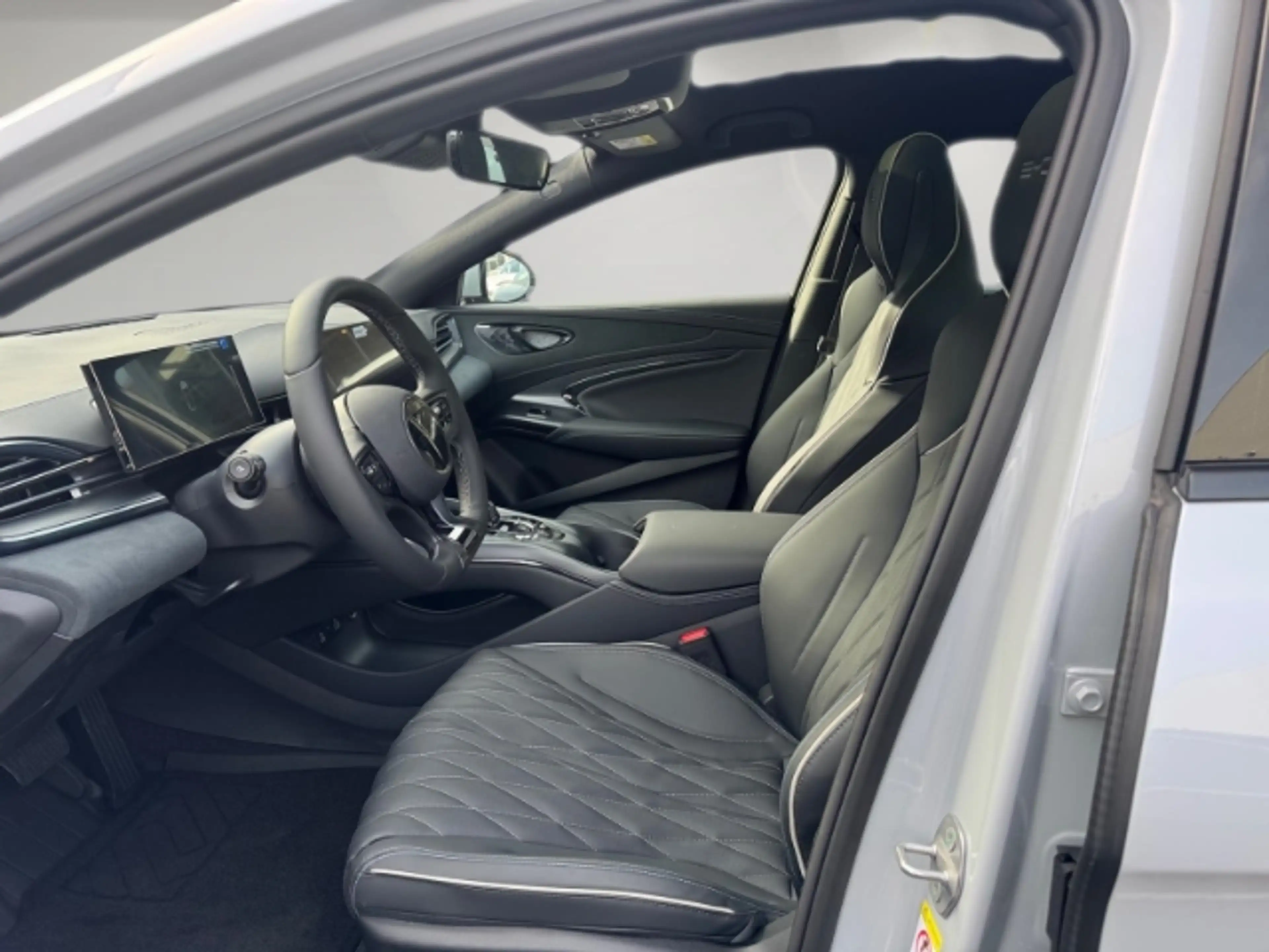 BYD Seal Comfort/Panorama/360 Kamera/V2L/Elektrische Heckkl — photo 6