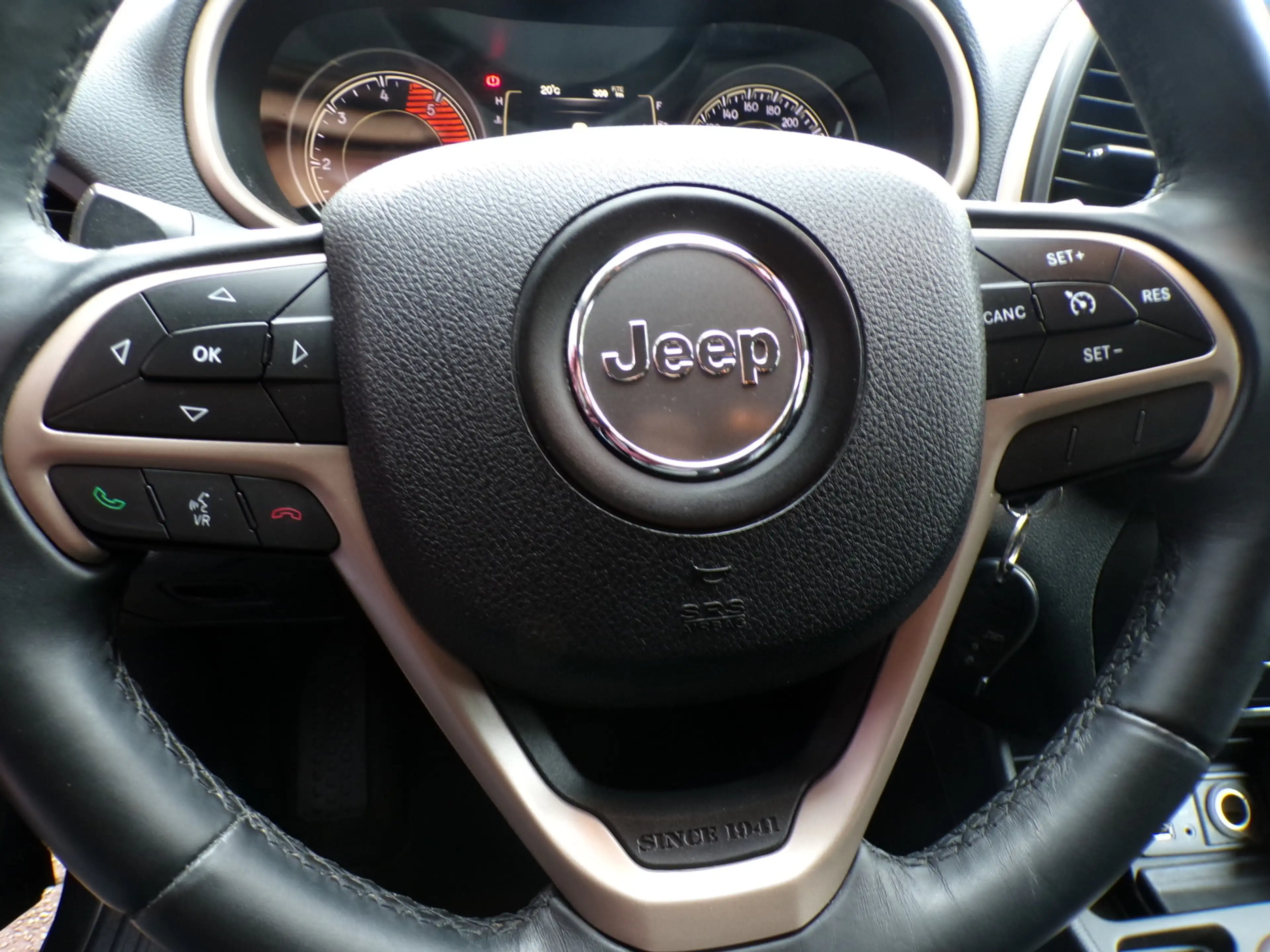 Jeep Cherokee 2.0 Longtitude TOP STAAT EN VEEL EXTRA'S! — photo 17