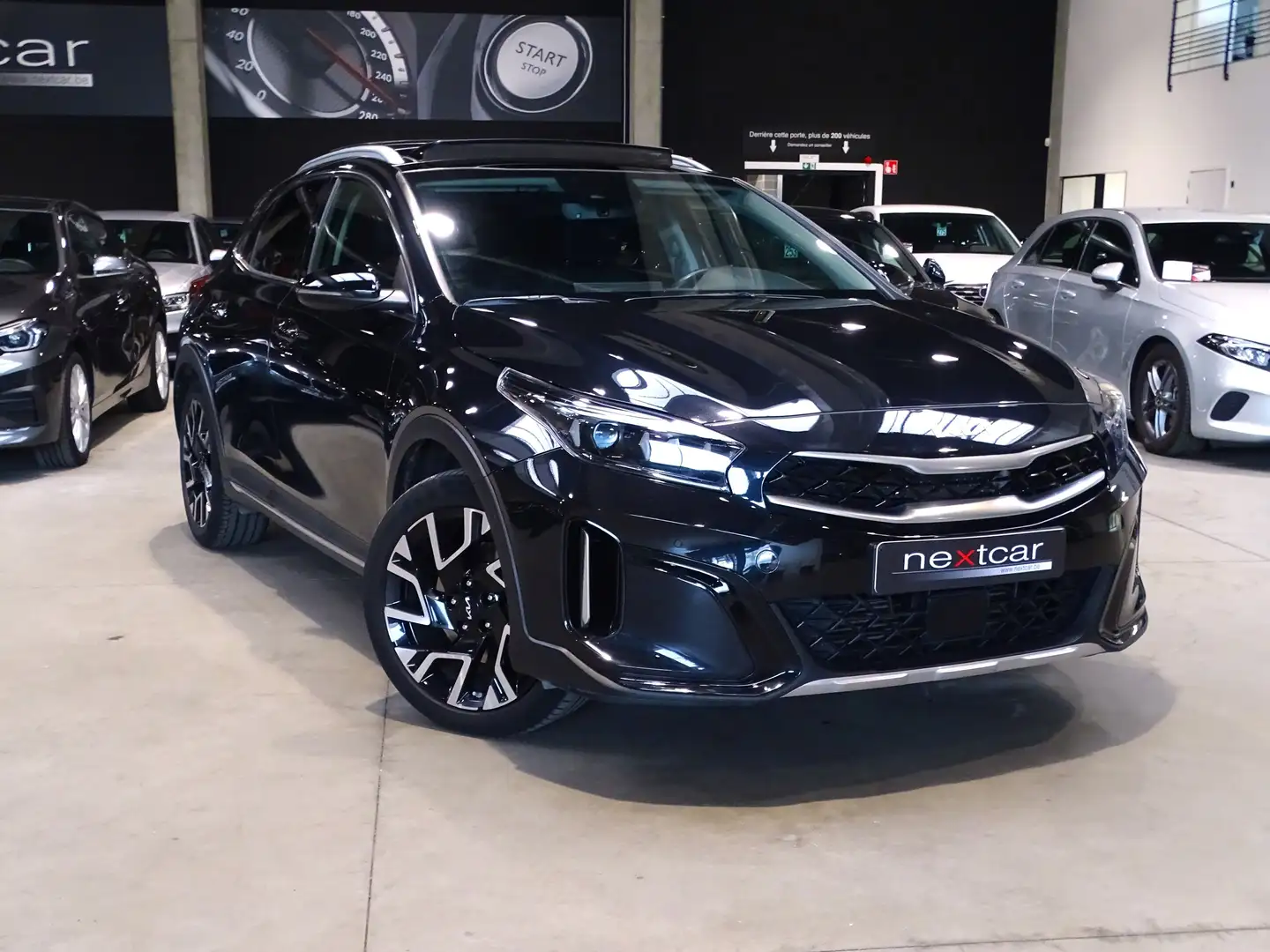 Kia XCeed 1.0T-GDi Pulse PANO-NAVI-LED-LANE ASSIST-ATTELAGE Noir - 2