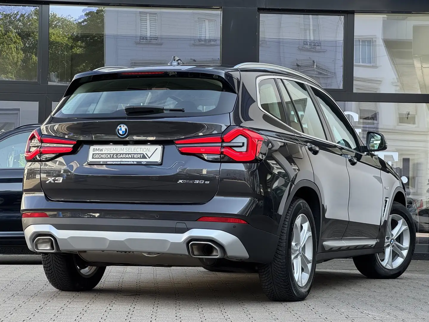 BMW X3 xDrive30e AdapLED DA PA RFK AHK LC Prof. HiFi Grey - 2