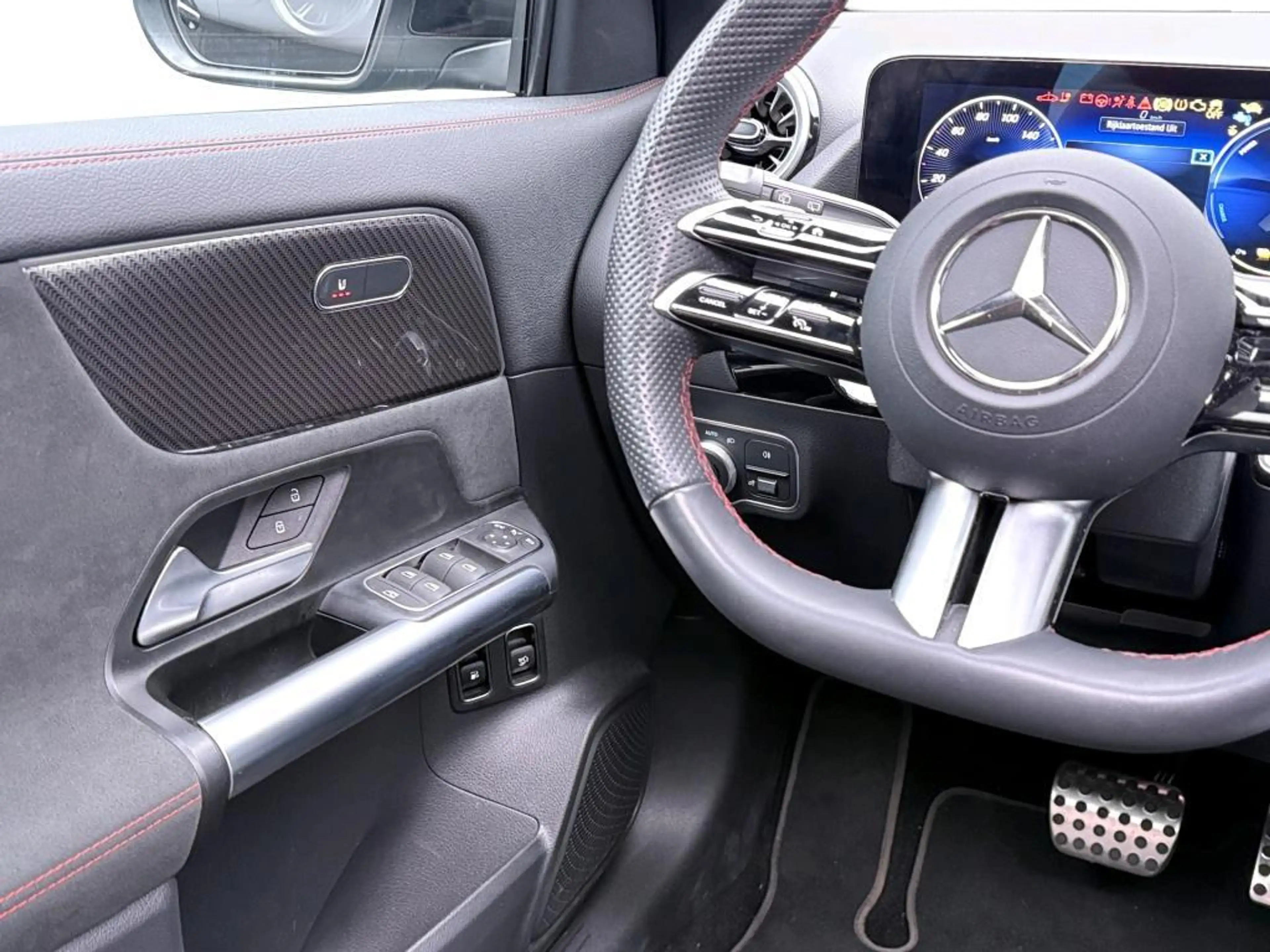 Mercedes-Benz GLA 250 e Business Solution AMG | Trekhaak Wegklapbaar | P — photo 9