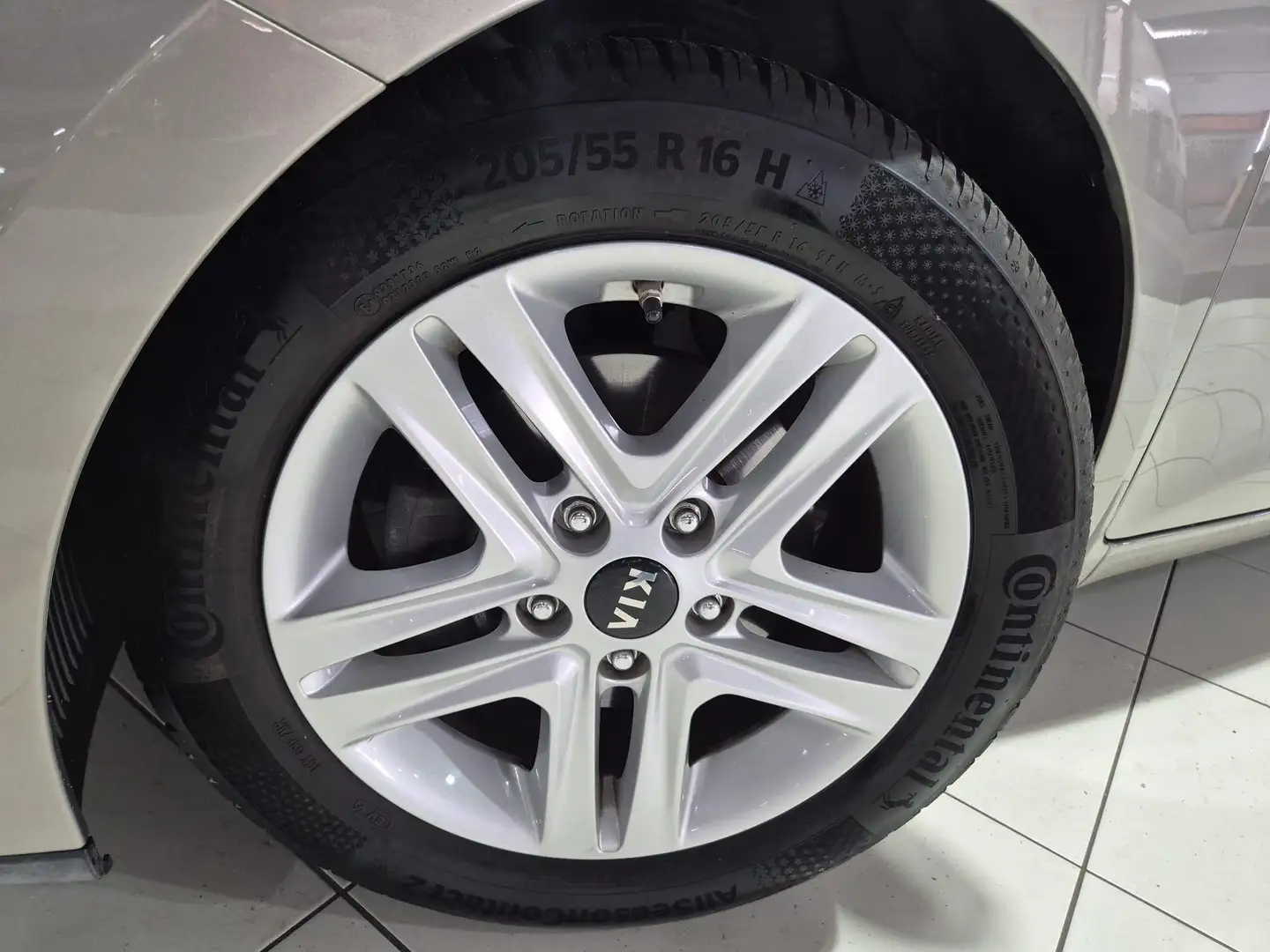Kia Ceed SW / cee'd SW Sportswagon 1.6 GDI BusinessLine Trekhaak, Navigat Grijs - 2