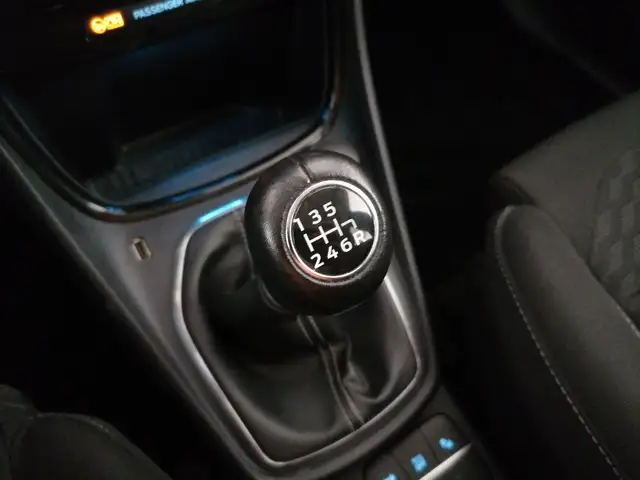 Ford Puma view 13
