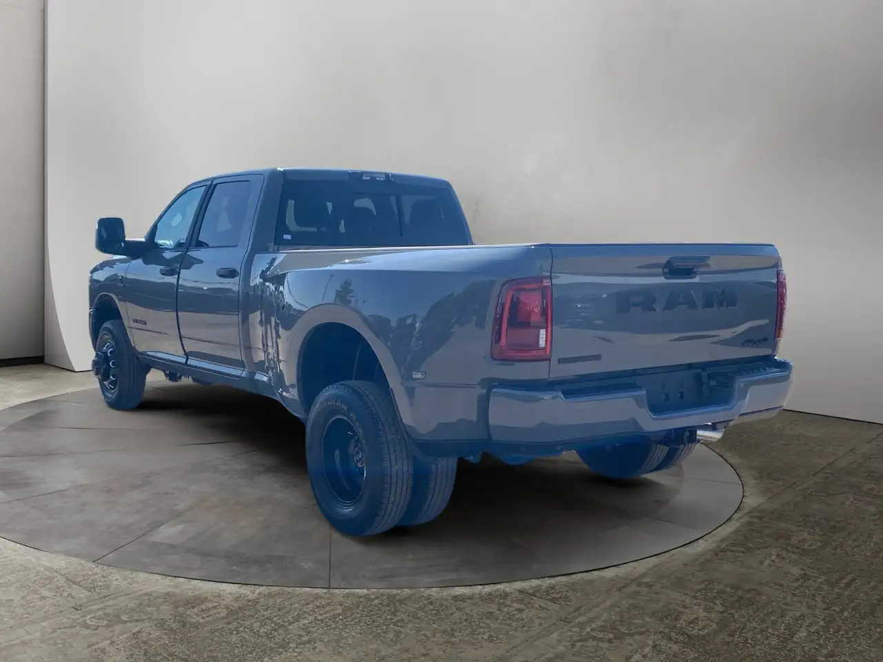RAM 3500 снимка RAM 3500