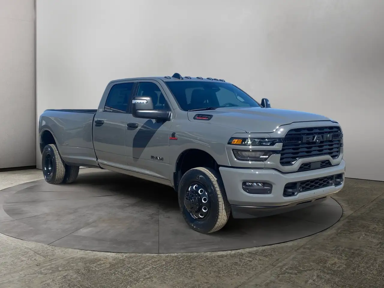 RAM 3500 снимка RAM 3500
