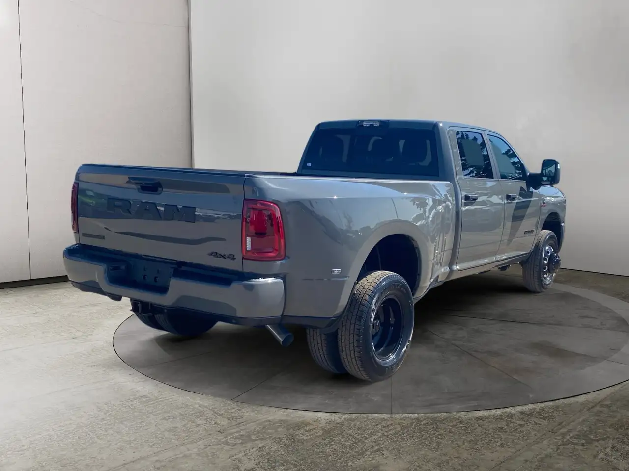 RAM 3500 снимка RAM 3500