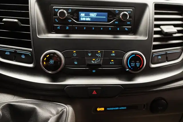 Ford Transit Custom view 23