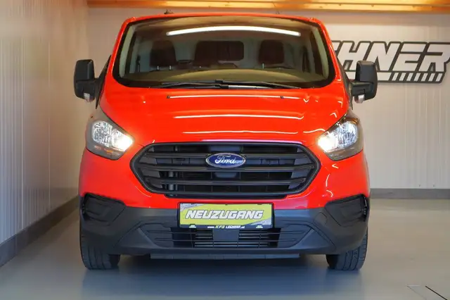 Ford Transit Custom view 9