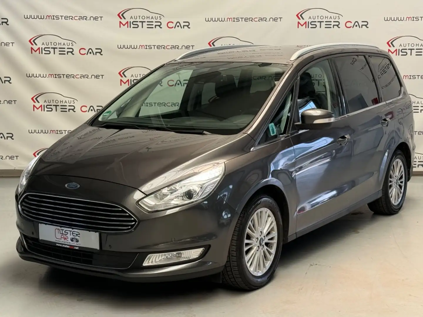 Ford Galaxy Titanium 7 SITZ/NAVI/AHK/LED/TOT/KEY/SPUR Grau - 1