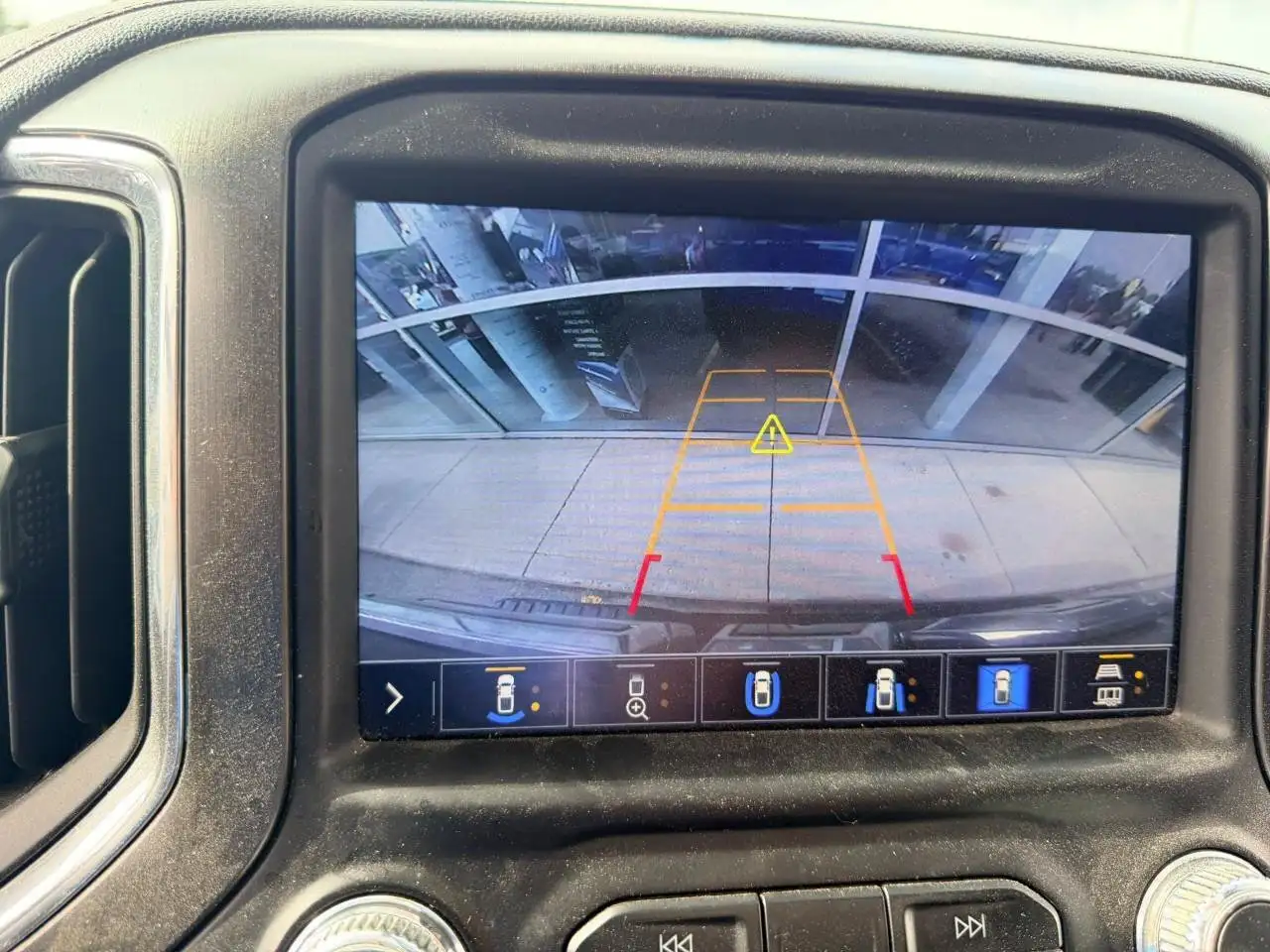 GMC Sierra 2500HD снимка GMC Sierra 2500HD