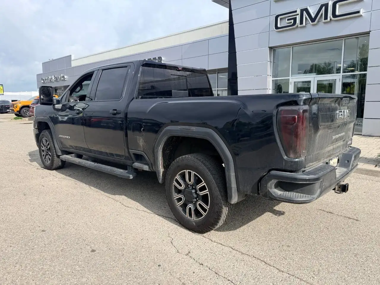 GMC Sierra 2500HD снимка GMC Sierra 2500HD