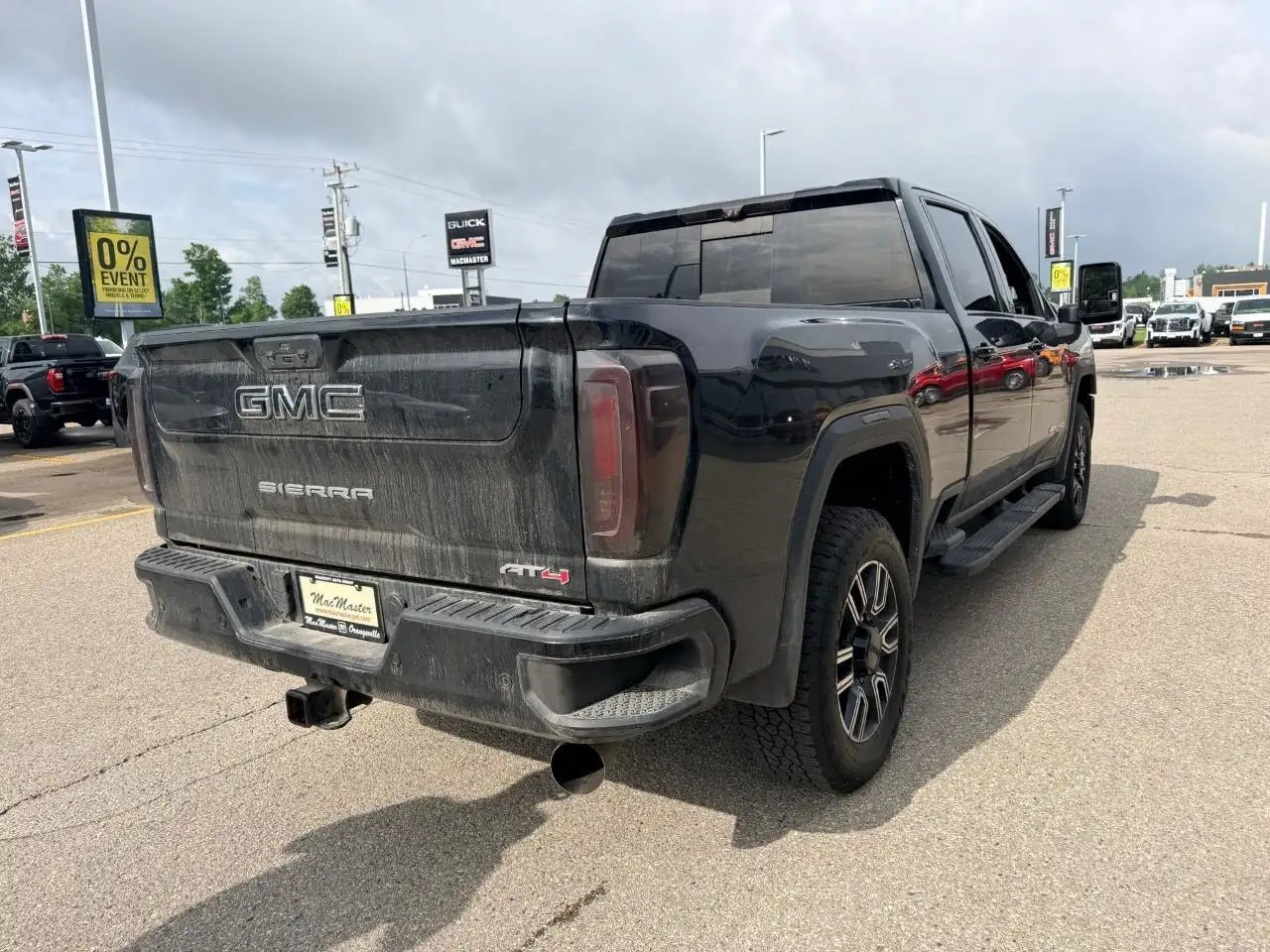 GMC Sierra 2500HD снимка GMC Sierra 2500HD