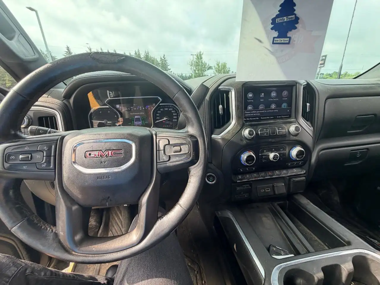 GMC Sierra 2500HD снимка GMC Sierra 2500HD