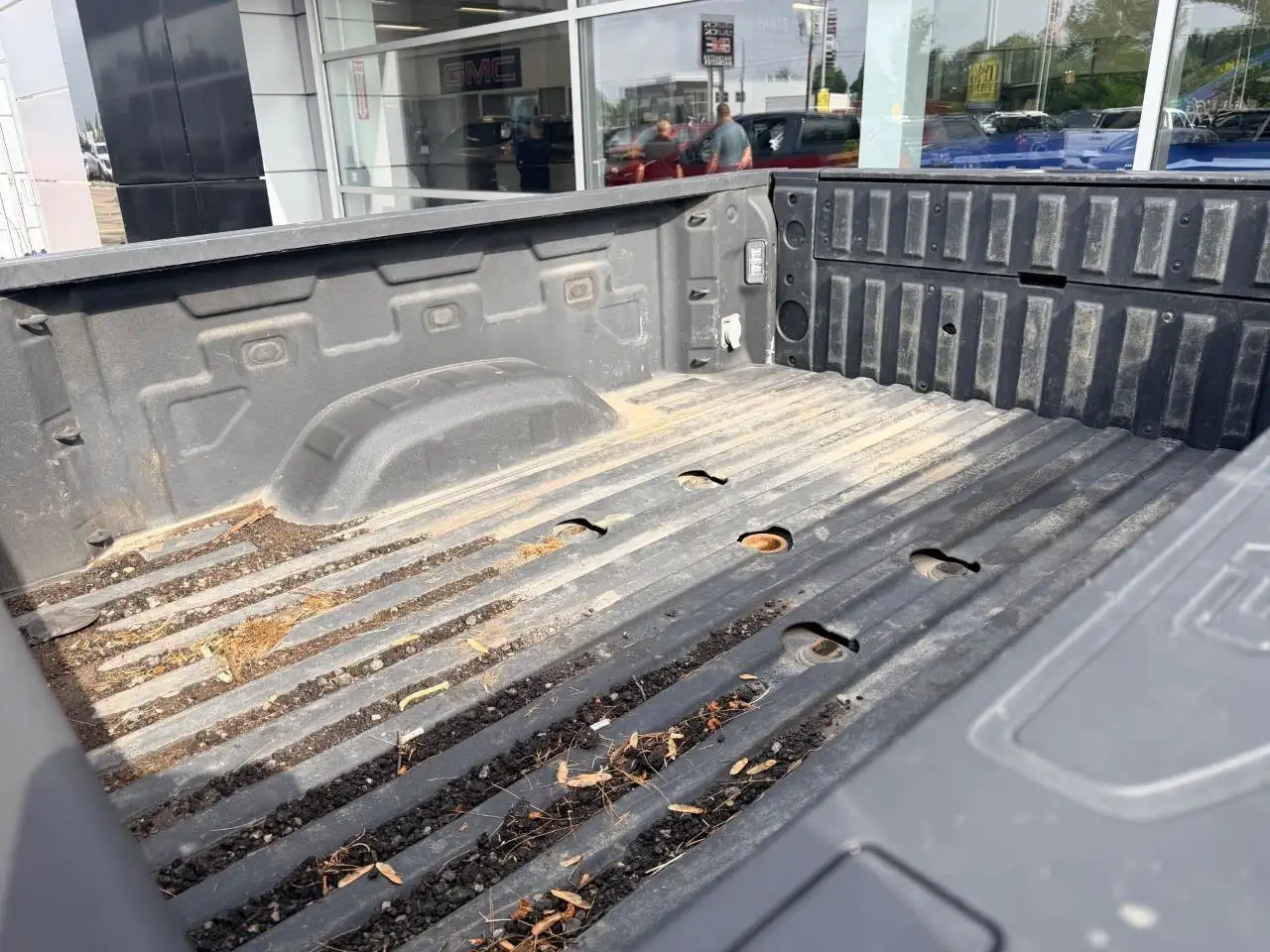 GMC Sierra 2500HD снимка GMC Sierra 2500HD