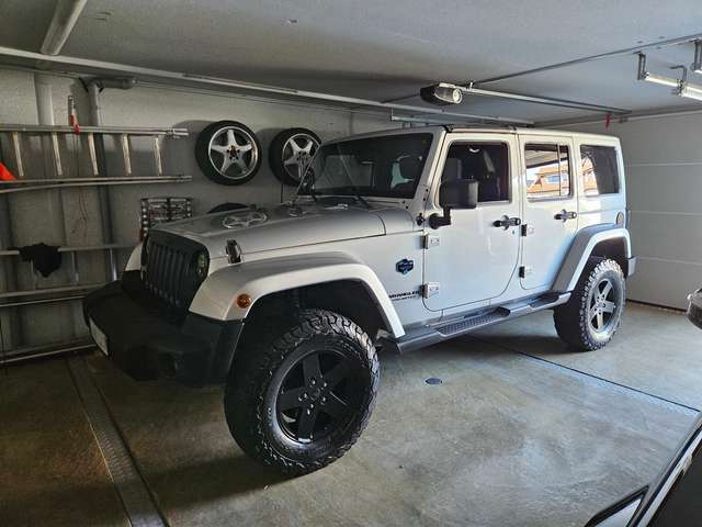 Jeep Wrangler Wrangler Unlimited Dual-Top 2.8 CRD DPF Arctic