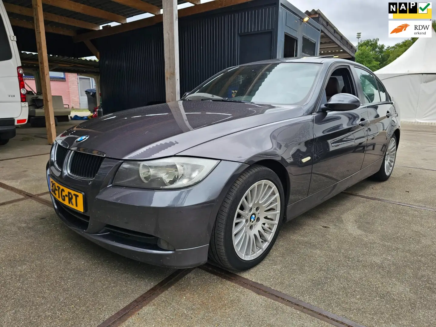 BMW 320 3-serie 320i Graphite DAK/automaat/LEER/cruise Grijs - 1