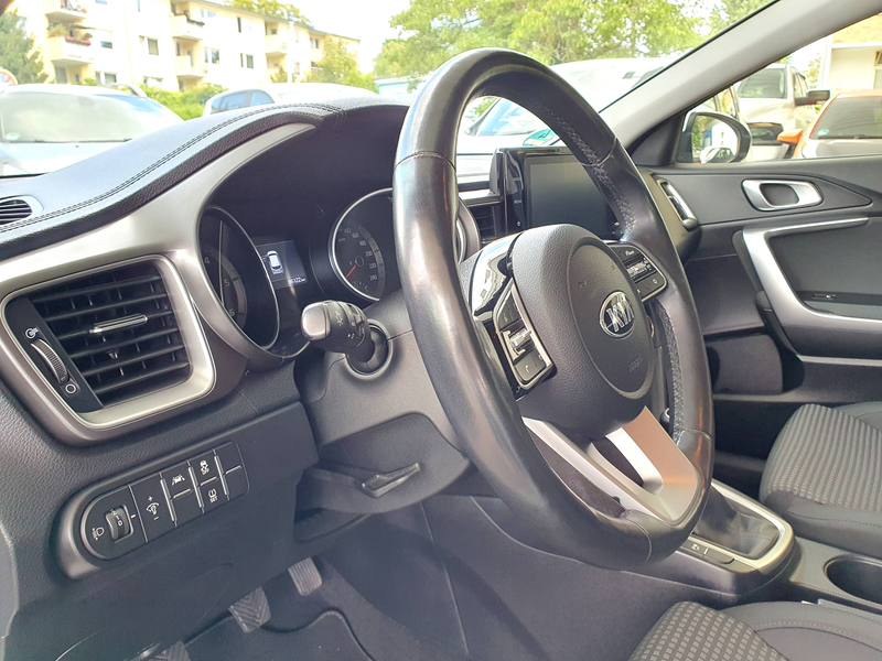 Kia Ceed / cee'd Ceed Diesel 1.6 CRDi Eco-Dynamics Edition 7 --1 Hand-- — photo 6