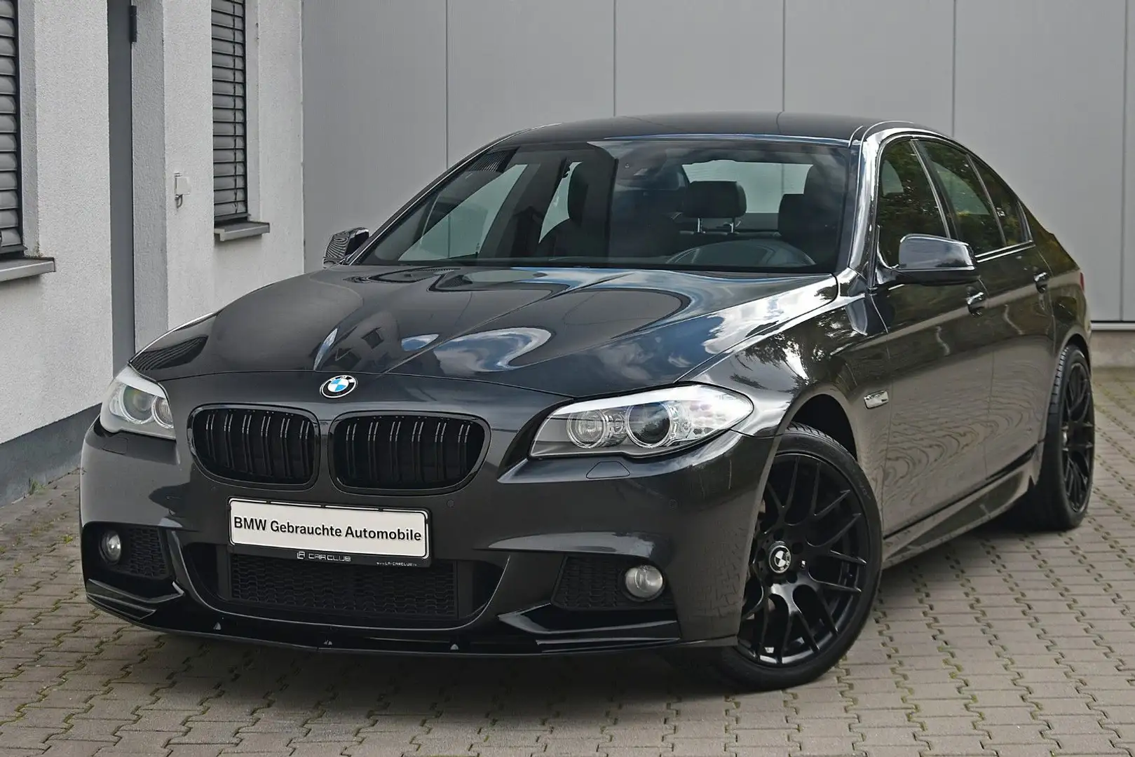 BMW 523 i M-Sportpaket! Unikat! Head Up! 19 Zoll!* Grau - 2