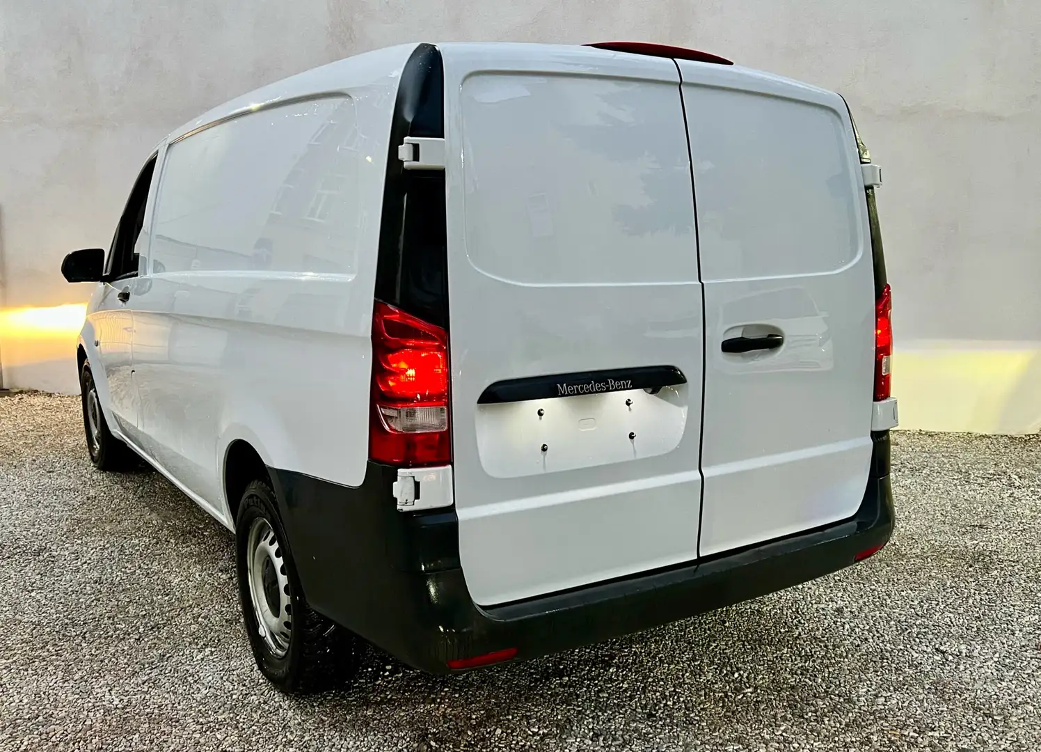 Mercedes-Benz Vito 110 CDI FWD lang mit Rückfahrkamera Blanc - 2