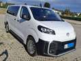 Toyota Proace Proace Verso 2,0 D-4D 145 L2 9-Sitz. Shuttle Shuttle Weiß - thumbnail 2