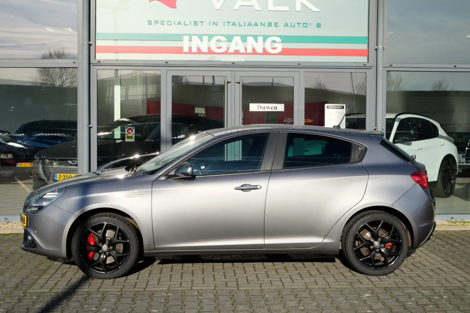Alfa Romeo Giulietta 1.4 Turbo 120 Sport Gris - 2