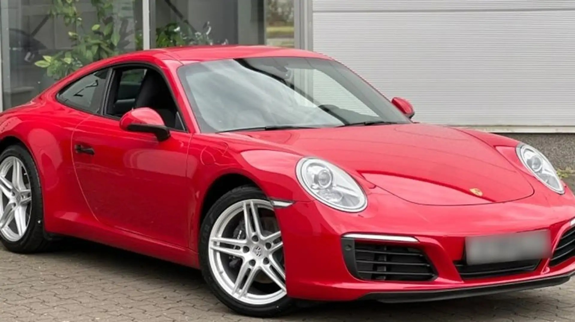 Porsche 992 Carrera Coupé PDK Rouge - 1