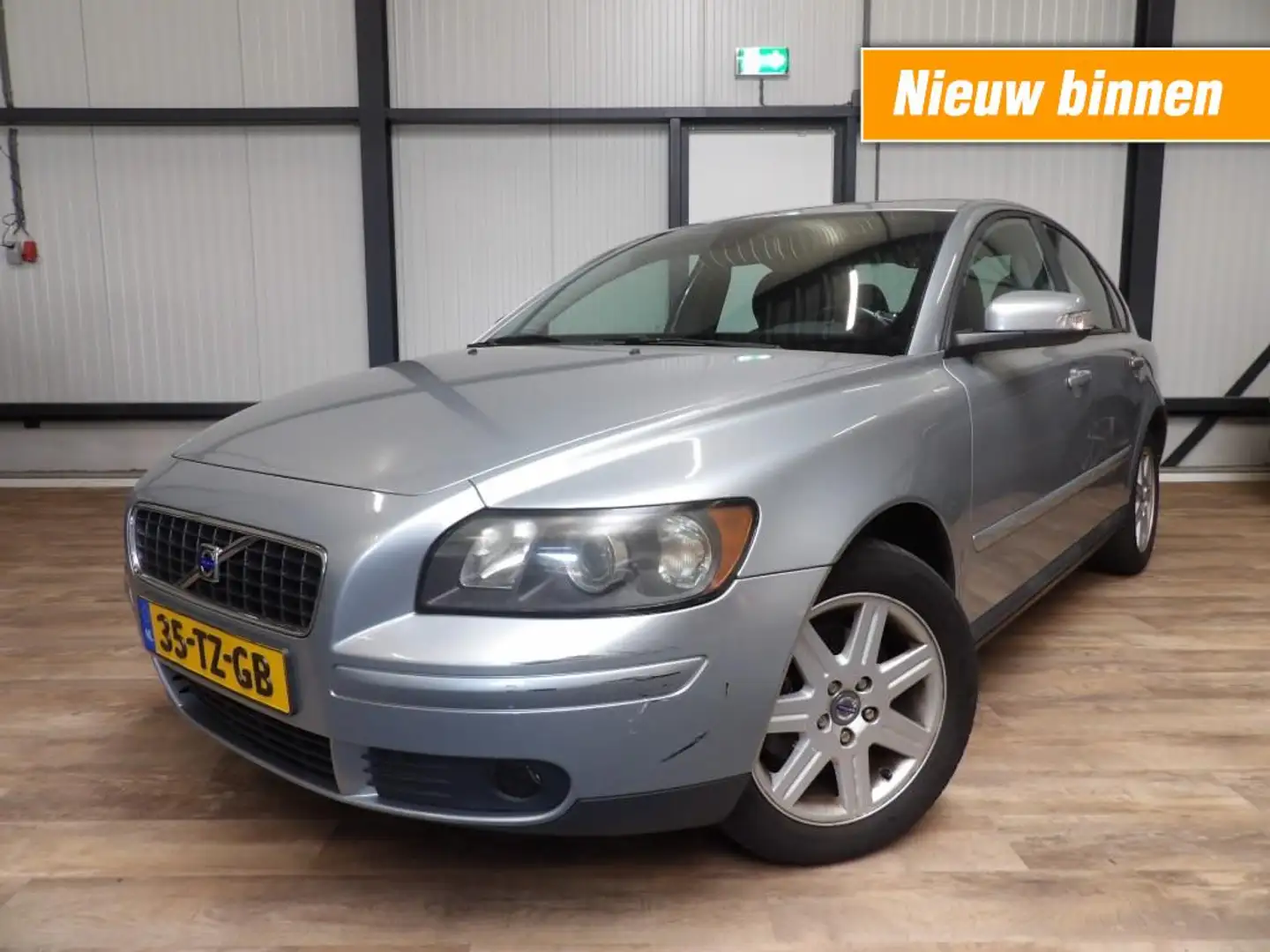 Volvo S40 1.8 business - airco - trekhaak - nette staat! Šedá - 1