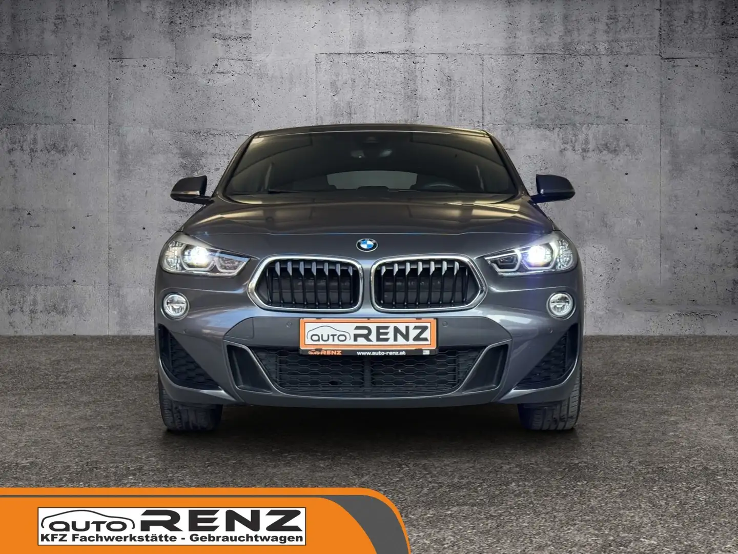 BMW X2 xDrive 18 d M Sport, AHK,.... Grau - 2