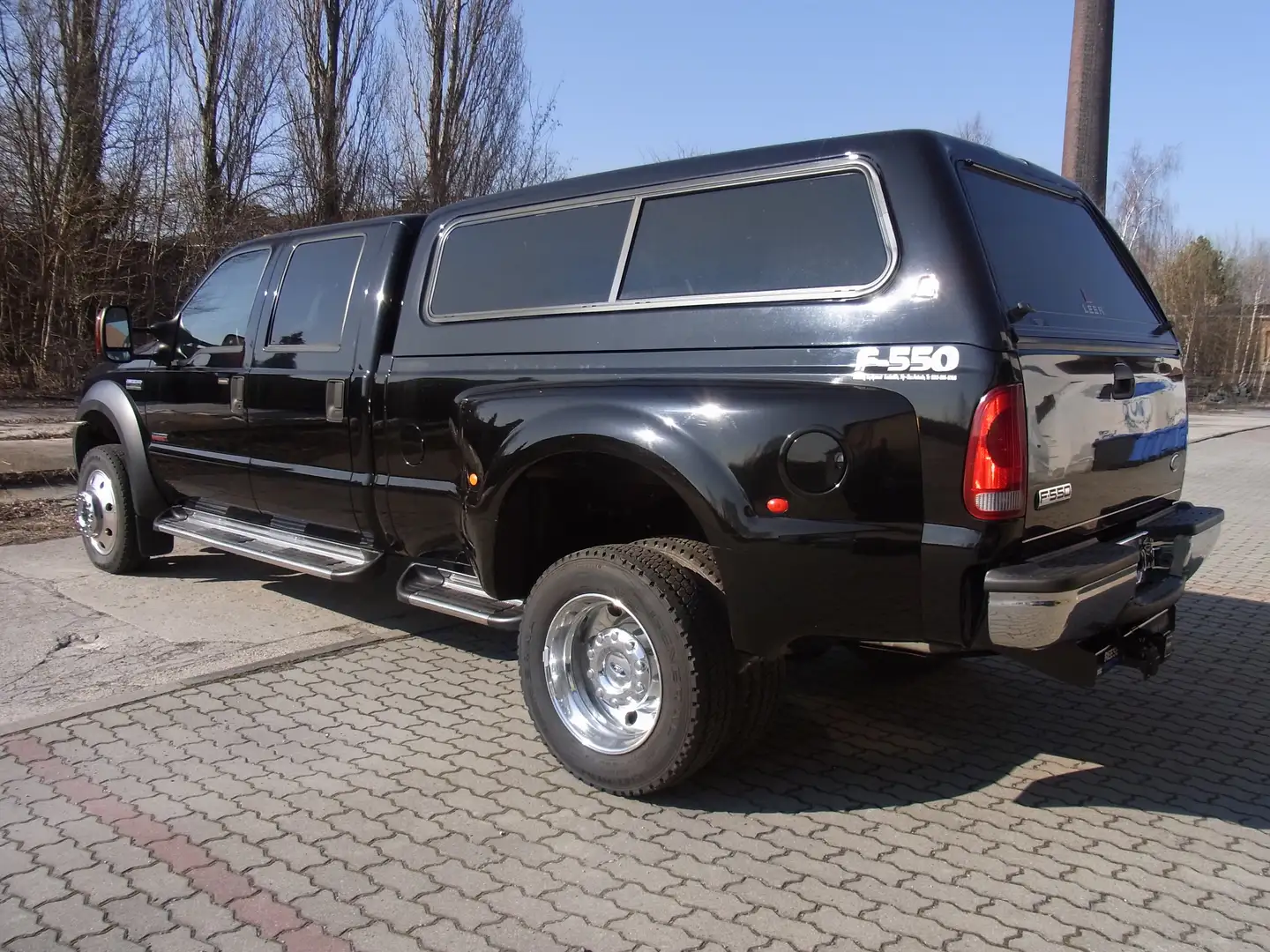 Ford F 550 F 550 6.0 V8 32V DDI OHV TURBO DIESEL 325 HP Fekete - 2
