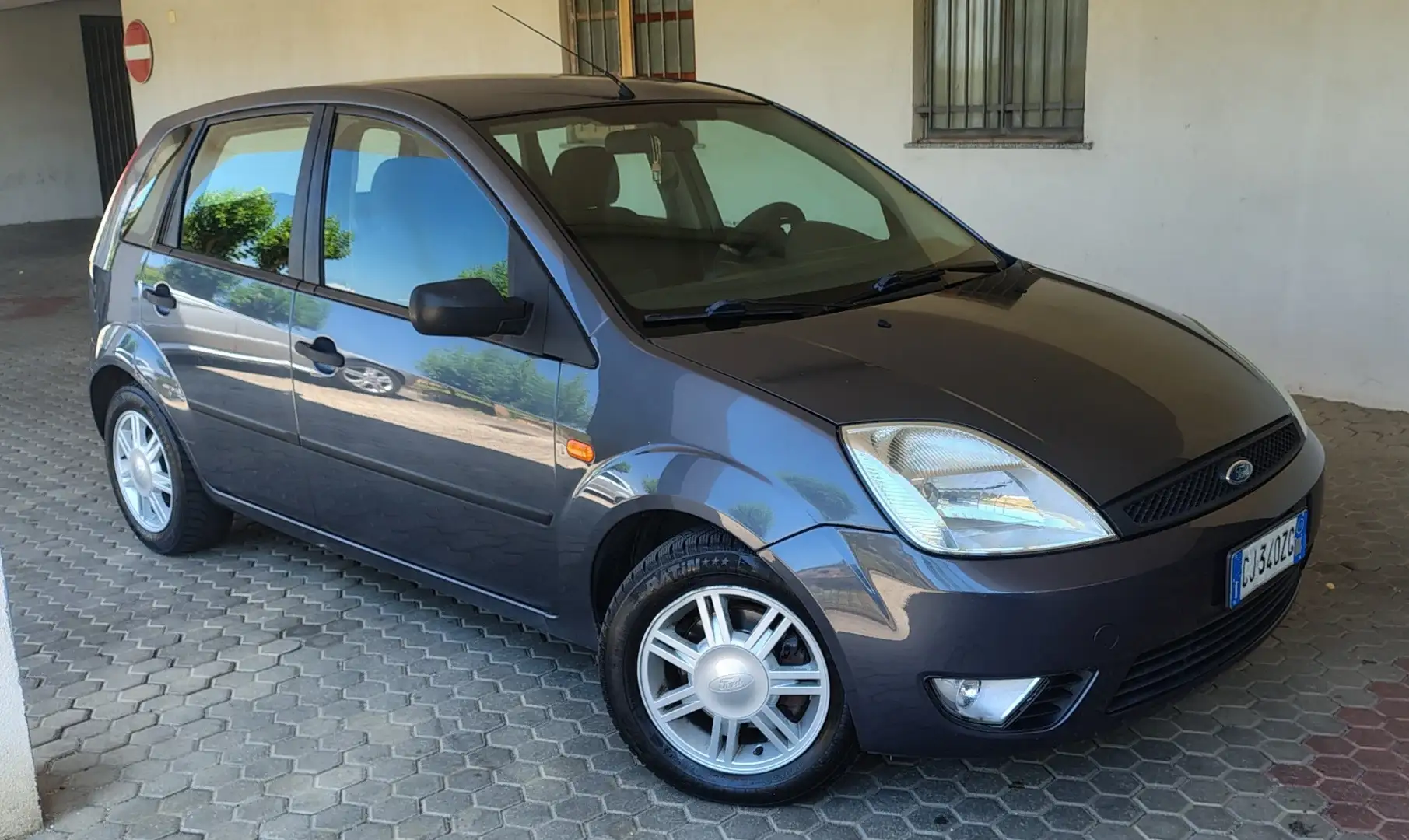 Ford Fiesta 5p 1.4 tdci Ghia - 2