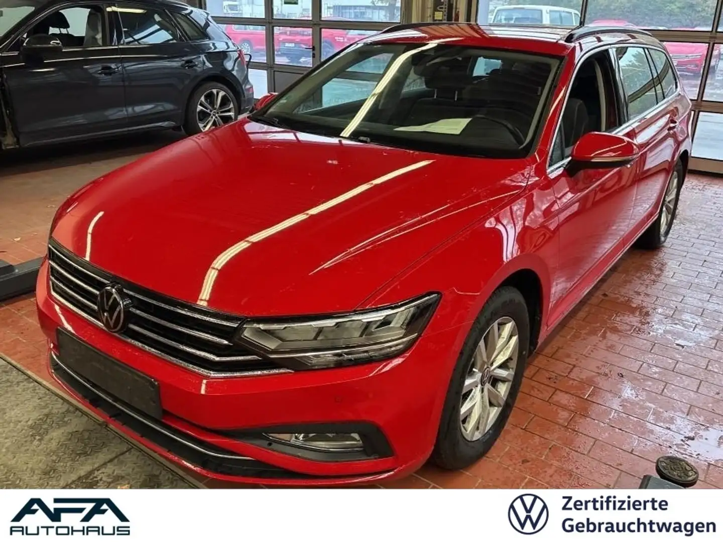 Volkswagen Passat Var. 2.0 TDI Business DSG Navi*LED*ACC*DC Rot - 1