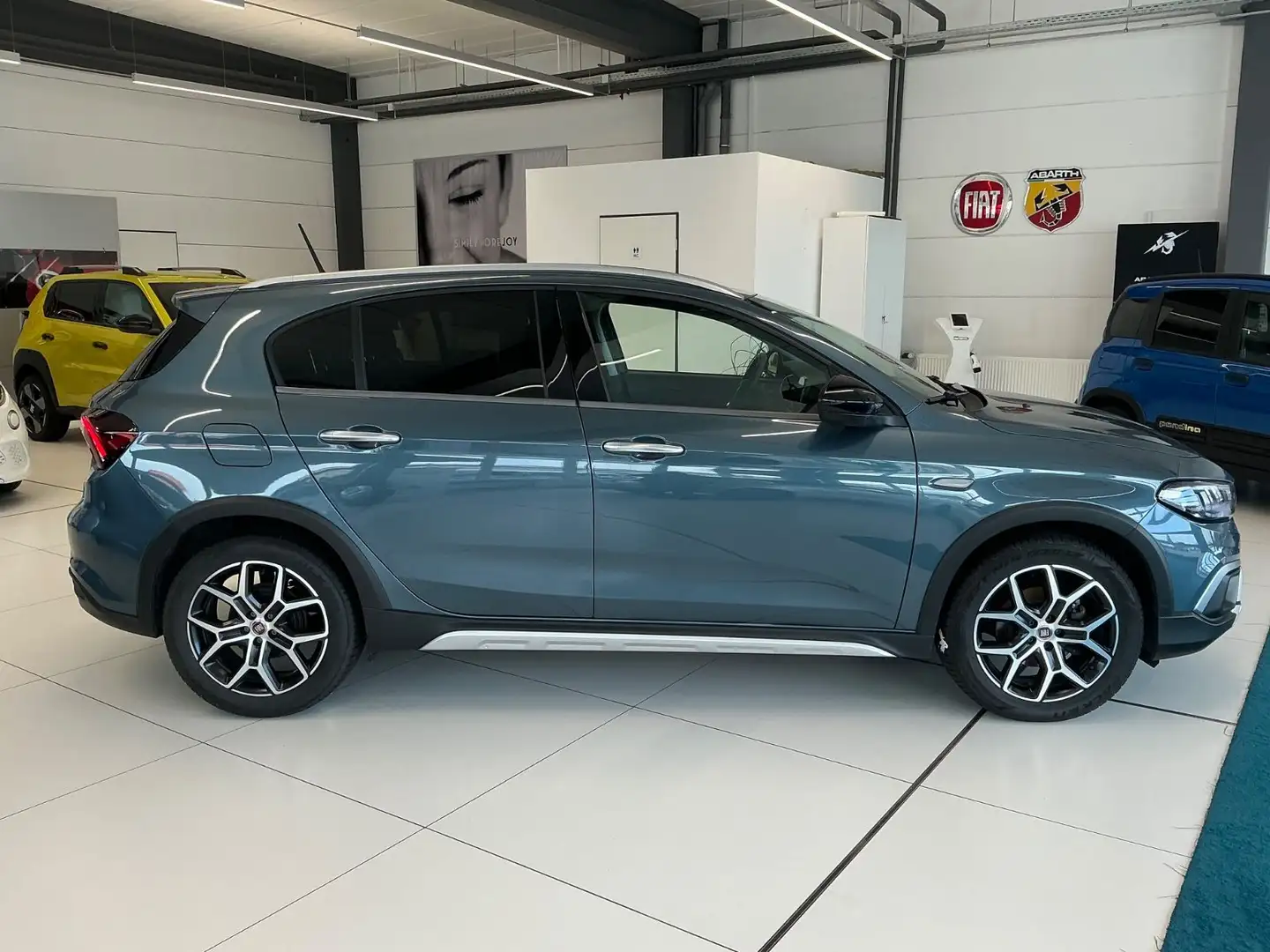Fiat Tipo 1.0 Cross *Navi/DAB/Kamera/Sitzheizung/ACC* Blau - 2