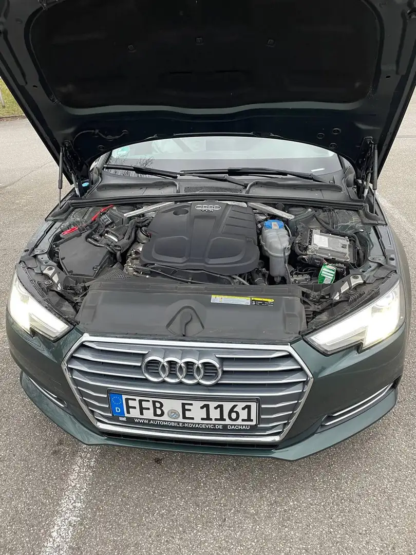 Audi A4 2.0 TDI S tronic - 1