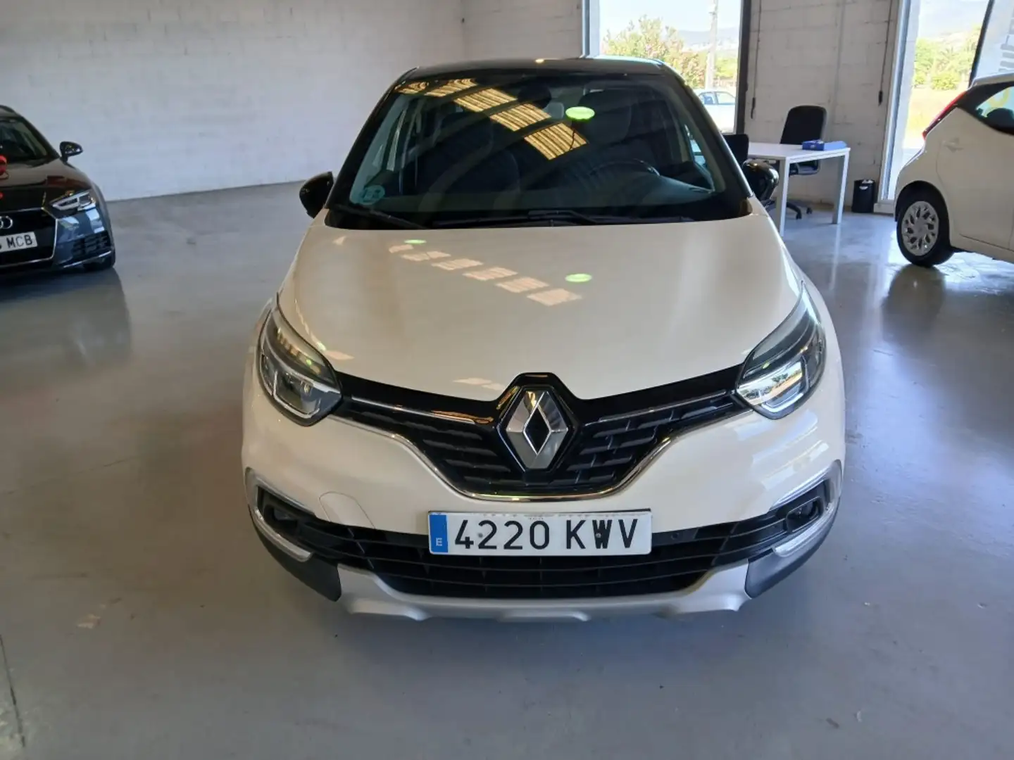 Renault Captur TCe Energy Zen 66kW Beige - 2