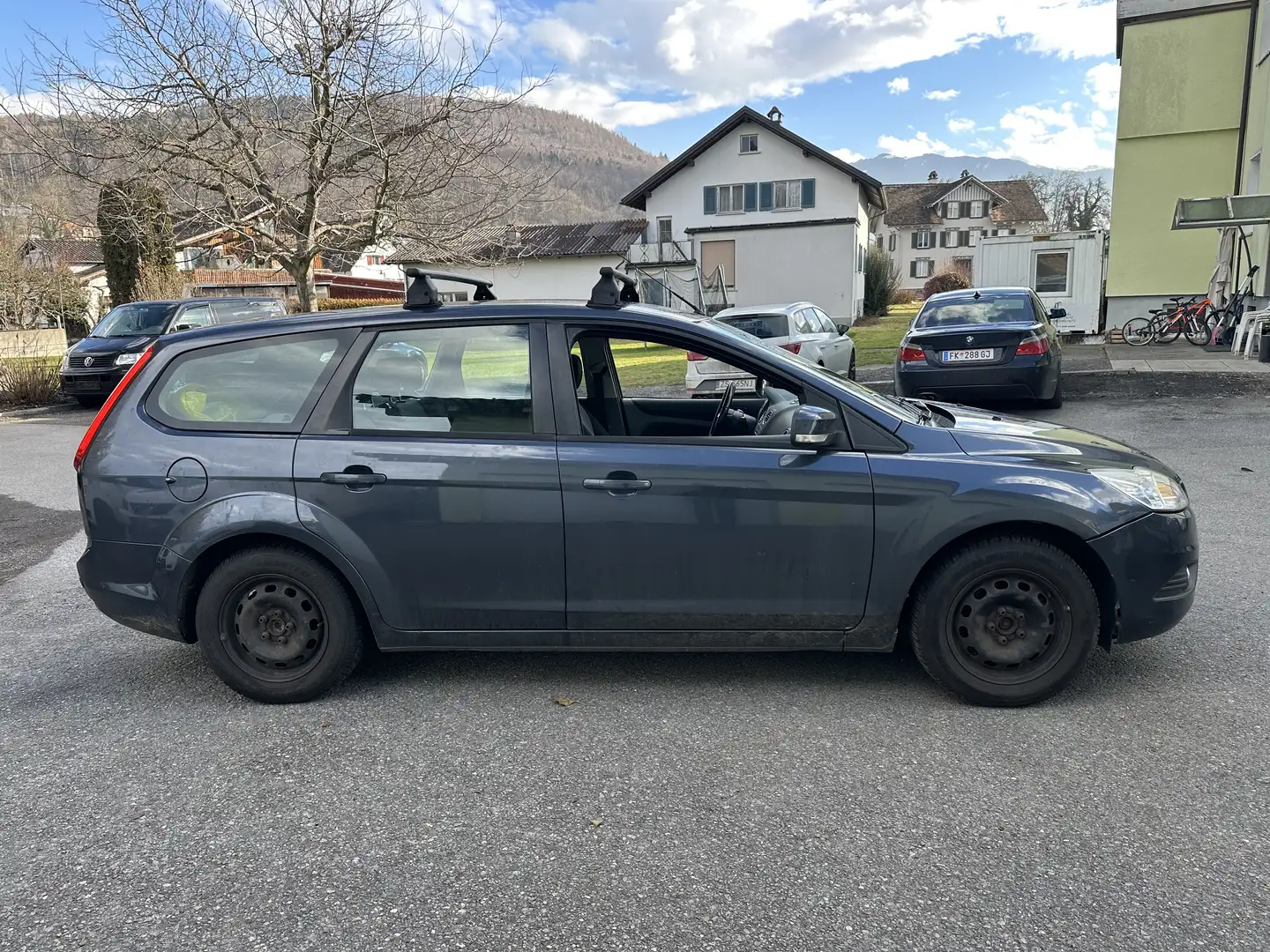 Ford Focus Traveller Trend 1,6 - 2