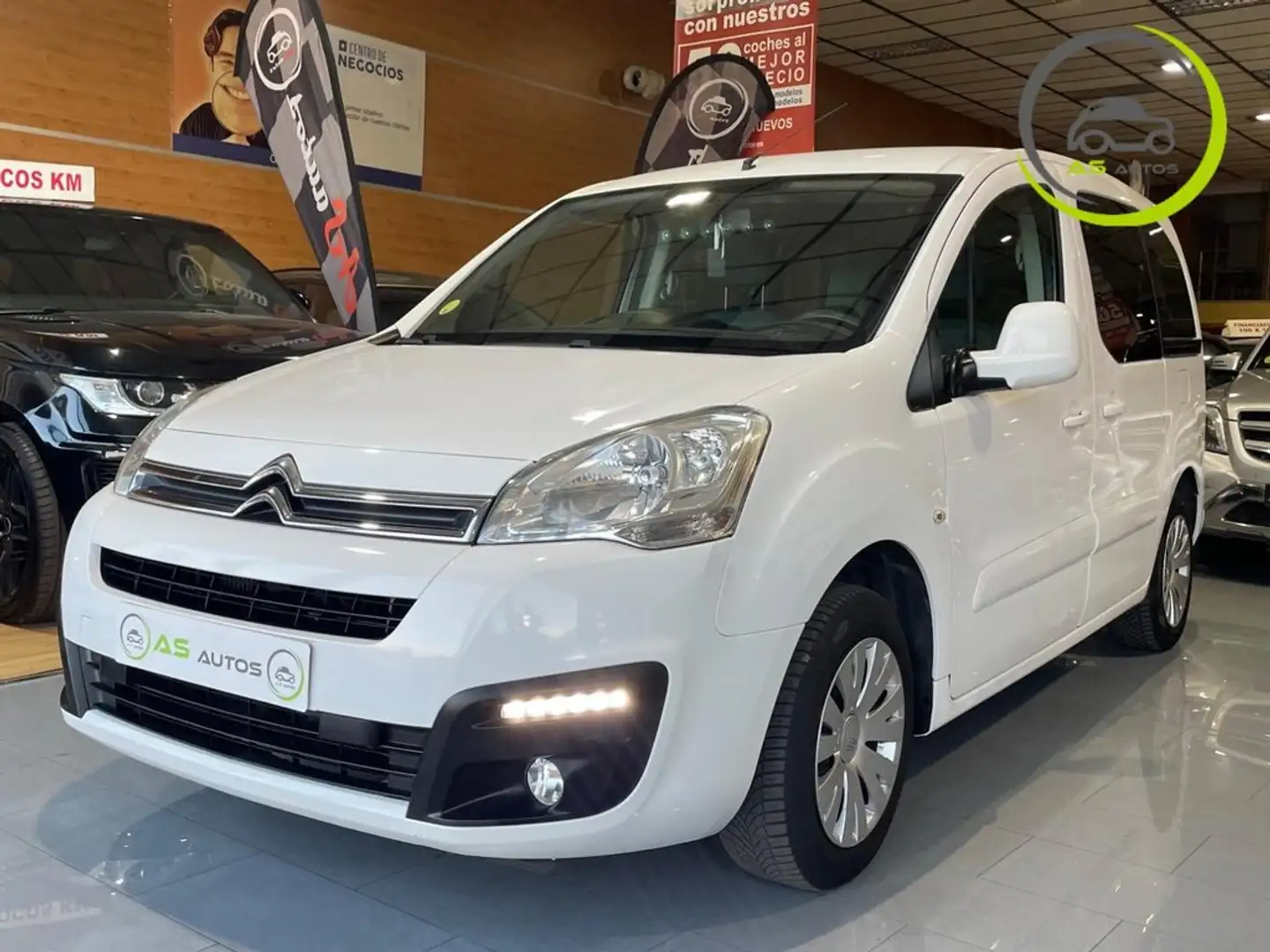 Citroen Berlingo Combi BlueHDi S&S Talla M Shine 100 Blanco - 1