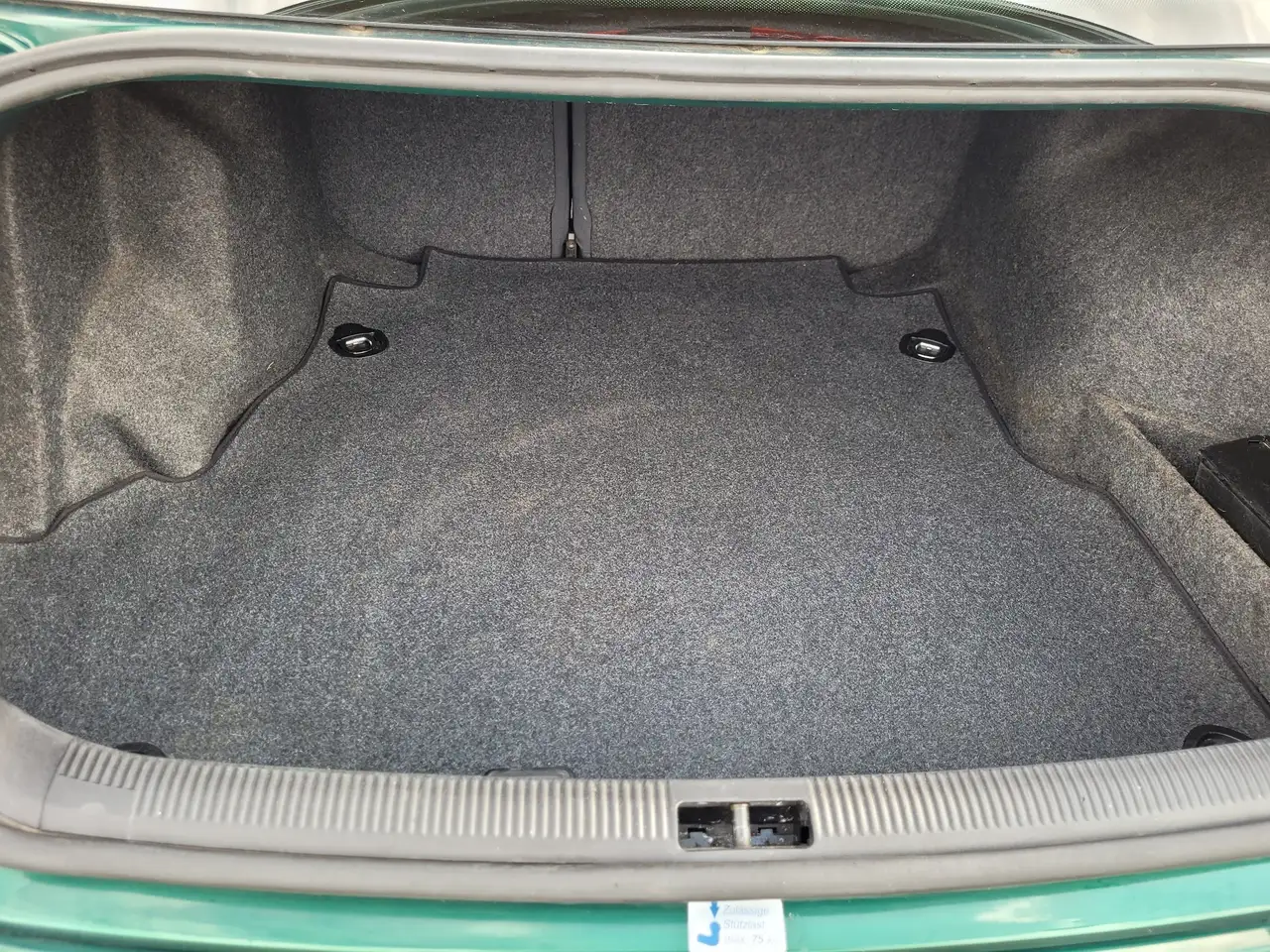 Audi A4 1.6, foto 7