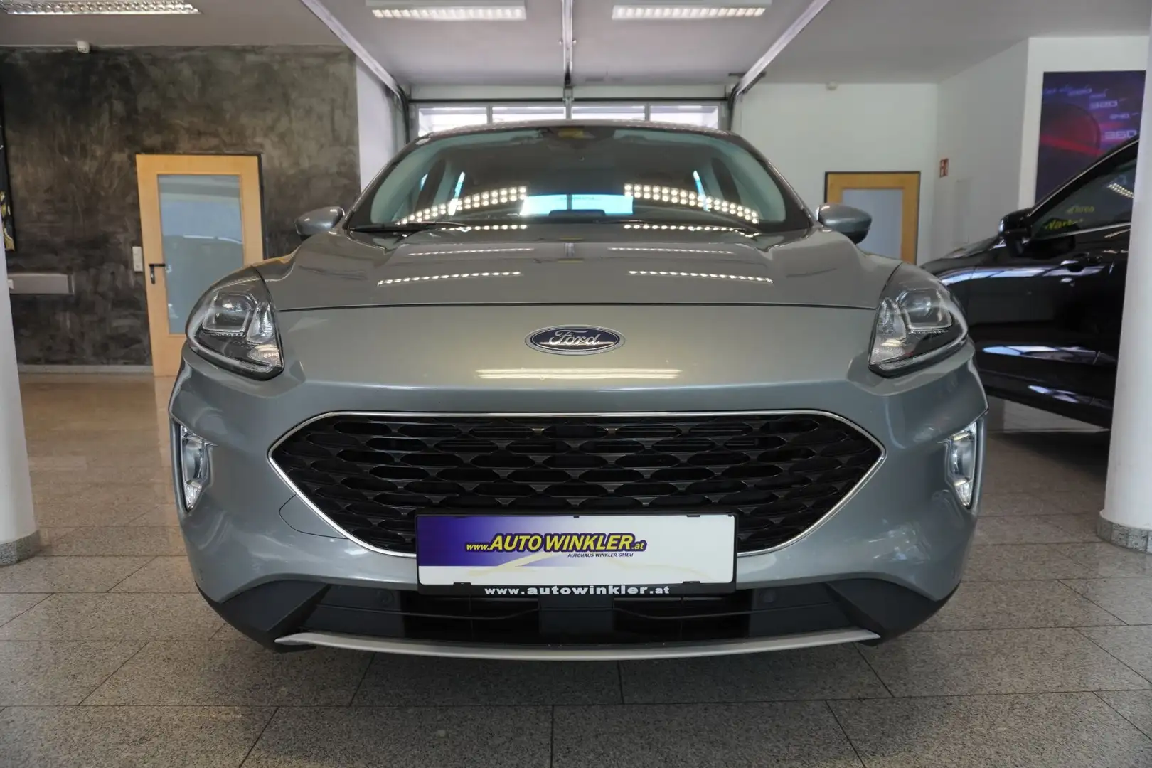 Ford Kuga 1,5 EcoBlue Cool Navi/Sitzheizung/Tempomat Silber - 2