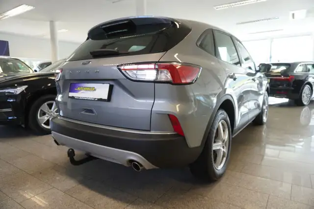 Ford Kuga view 5