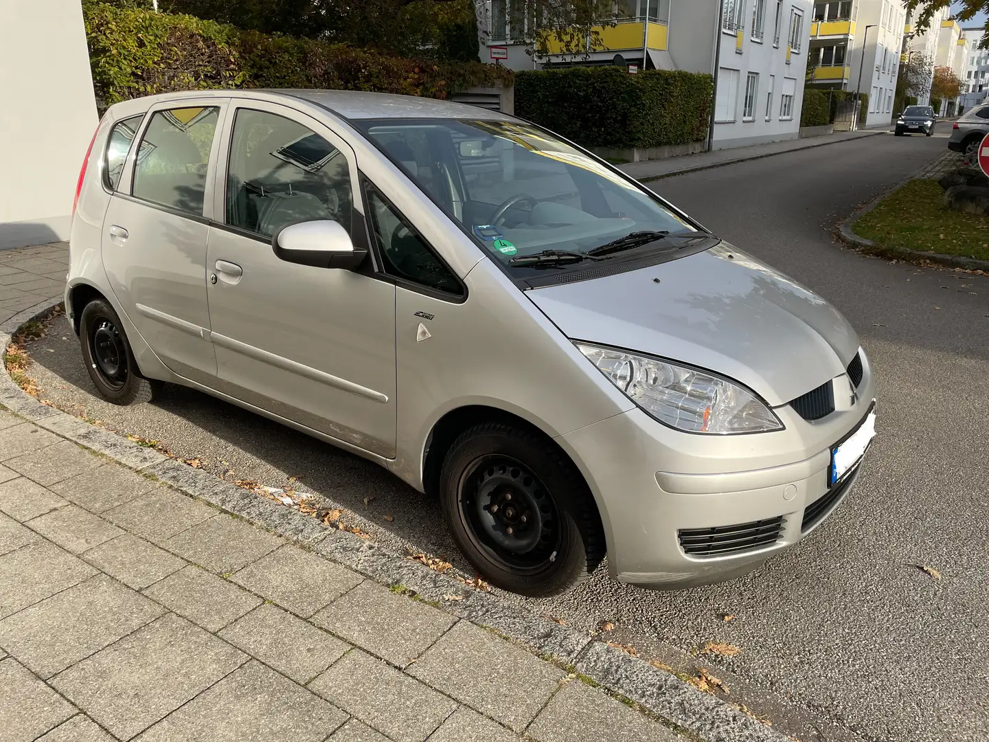 Mitsubishi Colt Colt 1.3 Invite Argent - 1